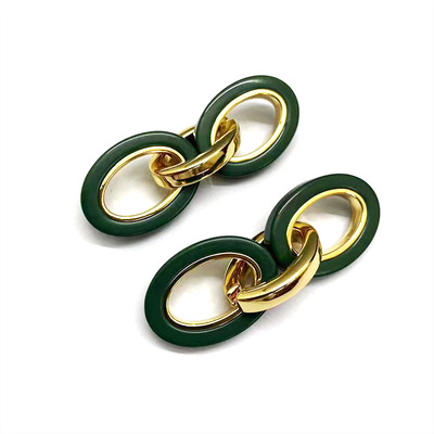 Bag carrying alloy resin chain